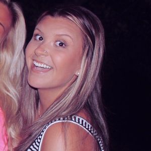 Meet your Posher, Charlotte